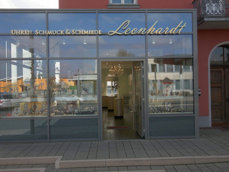 Leonhardt – Uhren, Schmuck & Schmiede